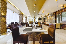 FabHotel Prime Royal Park