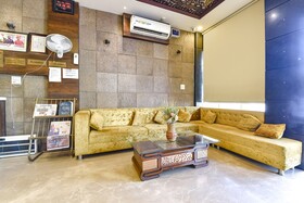FabHotel Prime Royal Park