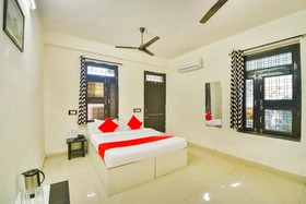 Hotel Utsav by OYO Rooms