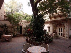 Palkiya Haveli