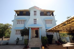 Hotel Blue Valley