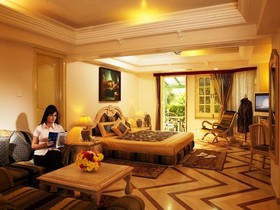 Hotel Hillock