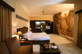 Hotel Hillock