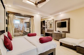 Royal Garden Retreat