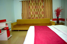 Hotel Ashapura Palace