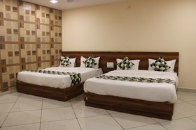 Hotel Shri Naman
