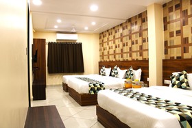Hotel Shri Naman
