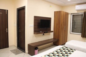 Hotel Shri Naman