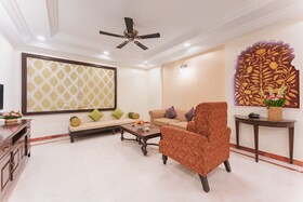 Shree Vallabh Vilas Lords Plaza
