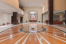 Shree Vallabh Vilas Lords Plaza