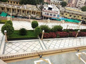 Shree Vallabh Vilas Lords Plaza