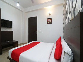 Hotel Silver Star By OYO Rooms