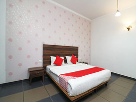 Hotel Silver Star By OYO Rooms