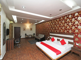 Hotel Silver Star By OYO Rooms