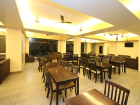 Hotel Silver Star By OYO Rooms