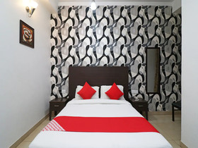 Hotel Silver Star By OYO Rooms