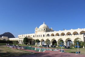 Gulaab Niwaas Palace