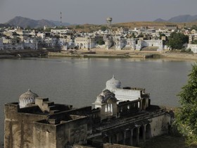 Gulaab Niwaas Palace