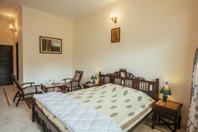 Gulaab Niwaas Palace