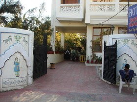 Hotel Ratan Haveli