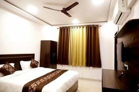 Hotel Sunrise Palace
