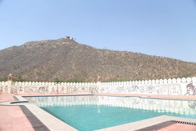 Parvat Valley Resort