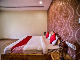 Hotel Ratnawali Camps By OYO Rooms
