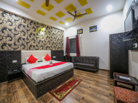 Hotel The Rajfort By OYO Rooms
