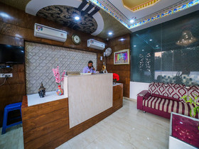 Hotel The Rajfort By OYO Rooms