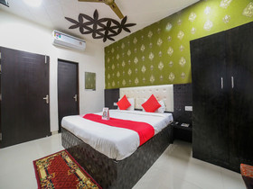 Hotel The Rajfort By OYO Rooms