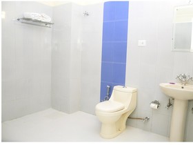 Hotel Ananta Palace