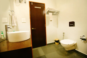 Machli A Wilderness Home