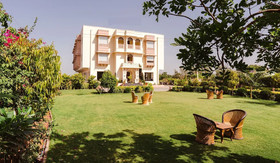 WelcomHeritage Mount Valley Resort - Ranthambore