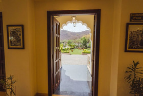 WelcomHeritage Mount Valley Resort - Ranthambore