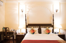 WelcomHeritage Mount Valley Resort - Ranthambore
