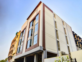 Hotel Park Avenue by OYO Rooms