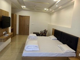 Sun Stone Hotel & Club