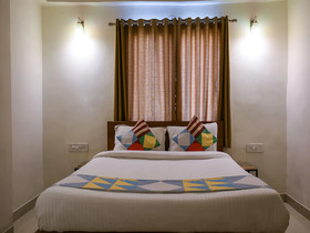 Amar Kunj Apartment by OYO Rooms