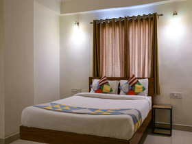 Amar Kunj Apartment by OYO Rooms