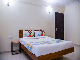 Amar Kunj Apartment by OYO Rooms