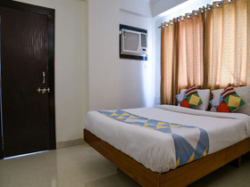 Amar Kunj Apartment by OYO Rooms