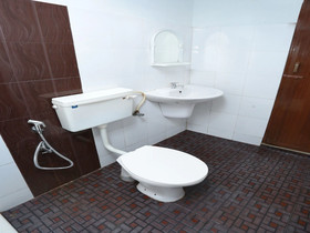 Ambay Palace by OYO Rooms