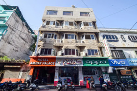 Ambay Palace by OYO Rooms