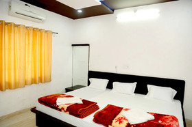 Ashapura Hotel