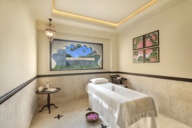 Aurika Hotels