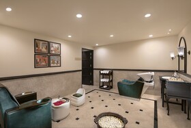 Aurika Hotels