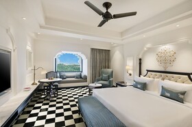 Aurika Hotels