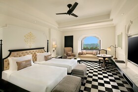 Aurika Hotels