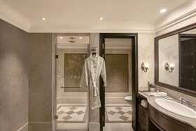 Aurika Hotels