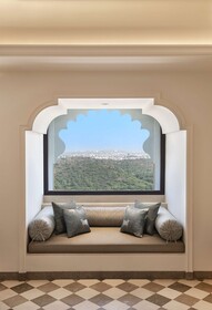 Aurika Hotels